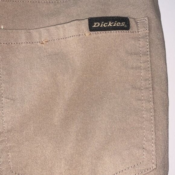 Dickies Womens Tan Knee-Length Stretch Shorts Size 9/29 - Picture 5 of 11